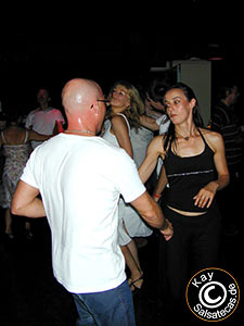 Salsa in Dortmund: Synchron