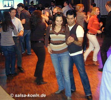 Salsa in Kln: MP 34 im Mediapark