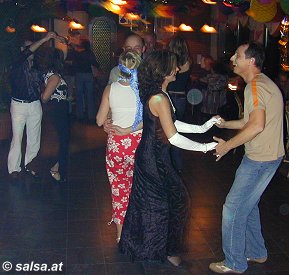 Salsa: Tanzcafe Nobis, Schwabach b. Nuernberg